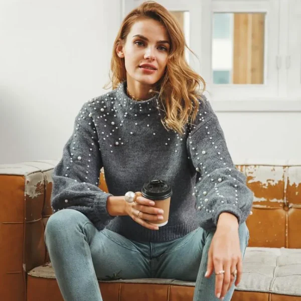 Autumn Winter Women Fashion Pearl Decorated Round Neck Long Sleeve Knitted Sweater